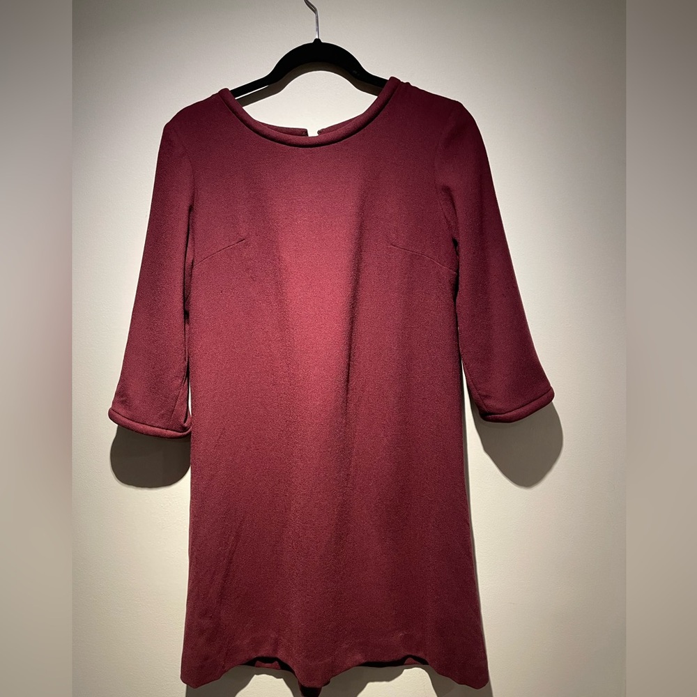 Chic Burgundy Wool Mini Shift Dress